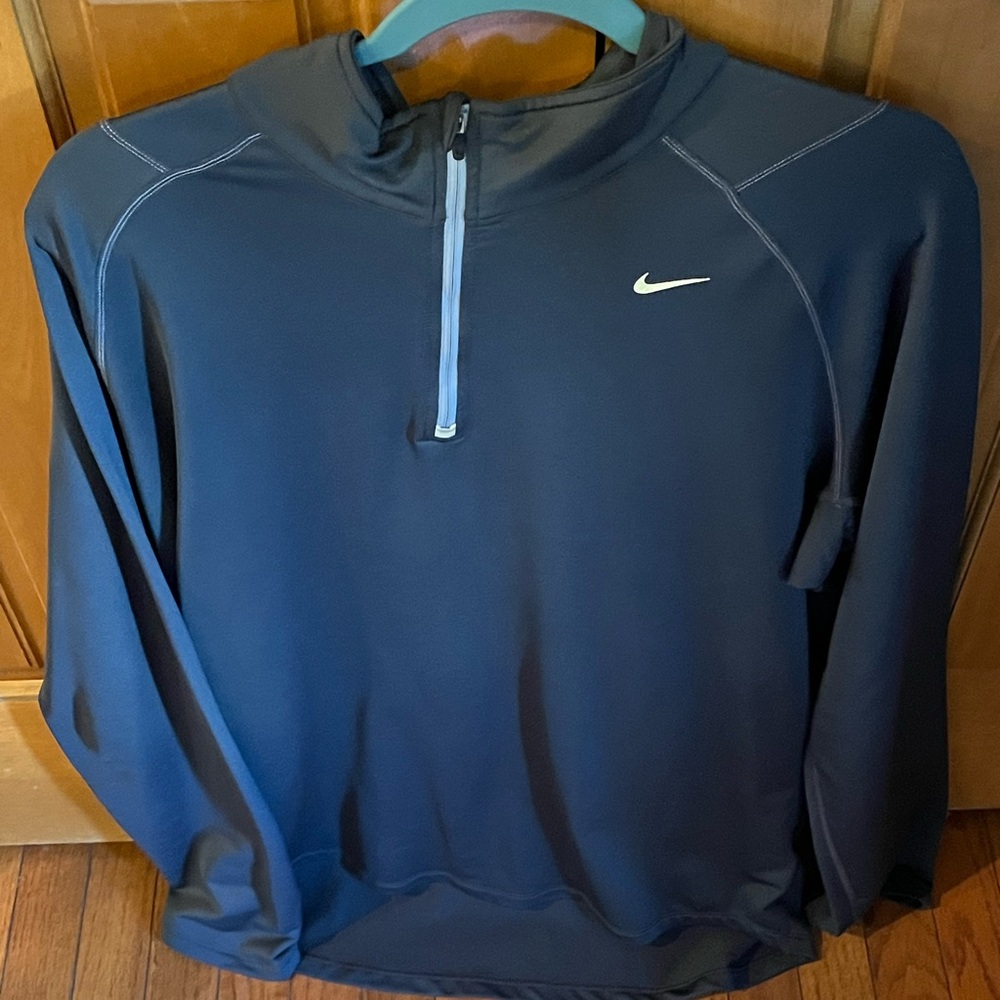 Nike Dri-Fit 1/4 zip. Dark grey